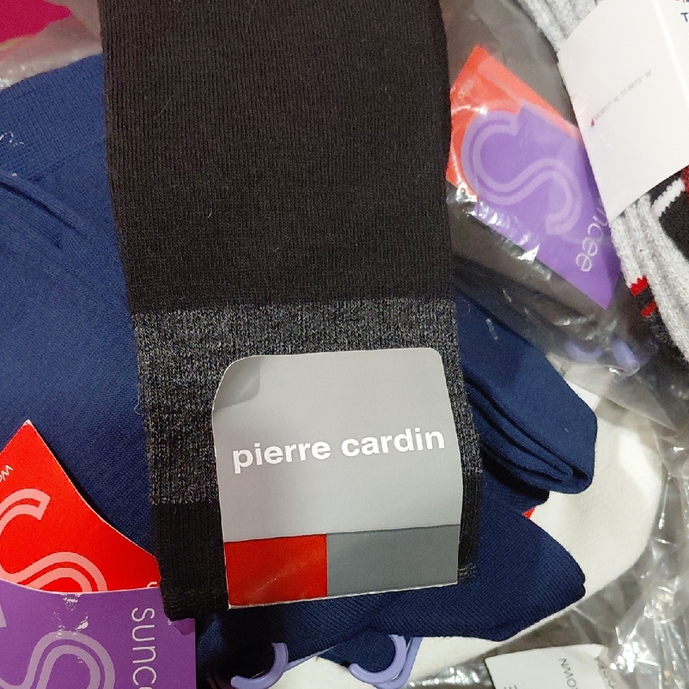 Pierre Cardin Men's Black and Dark Gray Dress Socks